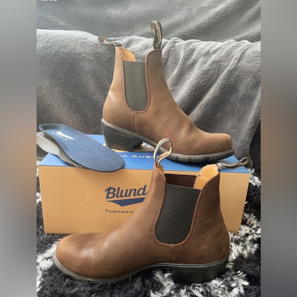 Blundstone Heel Boot W7.5 - Picture 3 of 4